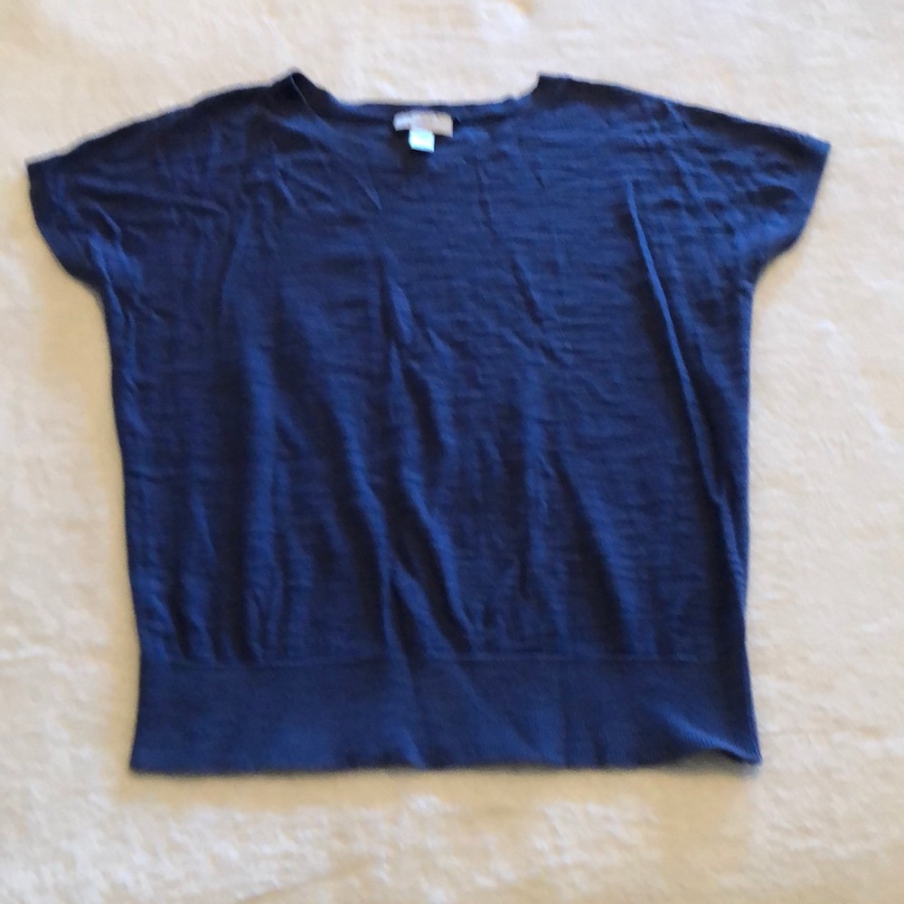 🔥4//$15🔥Light weight short sleeve sweater